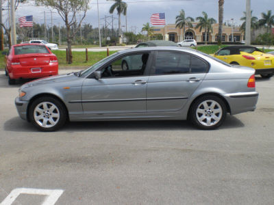 2005 BMW 325 i