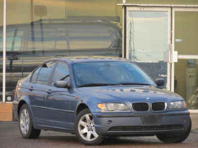 2005 BMW 325  xi