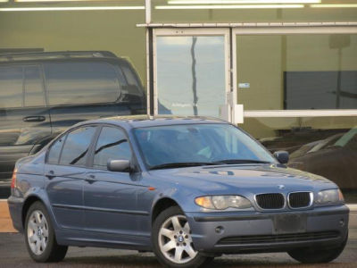 2005 BMW 325  xi
