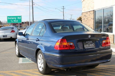 2003 BMW 325 i