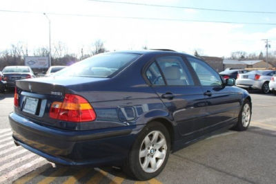 2003 BMW 325 i