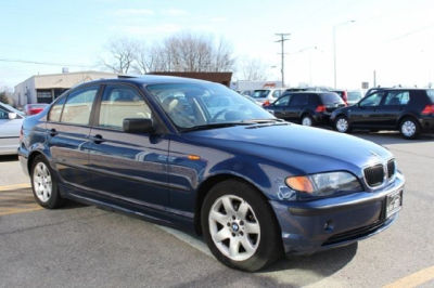 2003 BMW 325 i