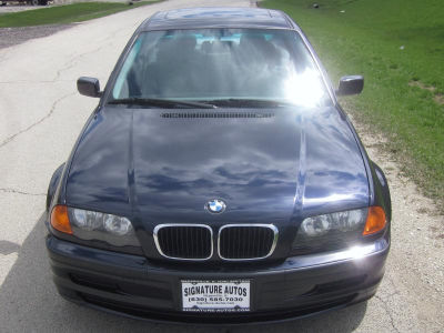 2001 BMW 325 i