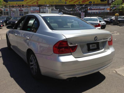 2006 BMW 325 i