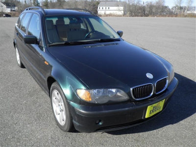 2004 BMW 325  xiT