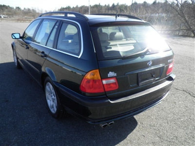 2004 BMW 325 xiT
