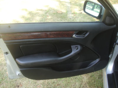 2003 BMW 325 xi