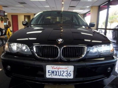 2005 BMW 325 i
