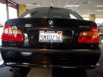 2005 BMW 325 i