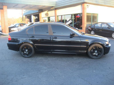 2003 BMW 325 i