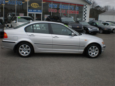 2004 BMW 325 xi