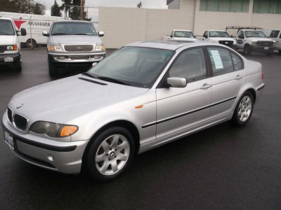 2002 BMW 325 i