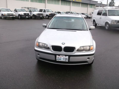 2002 BMW 325 i