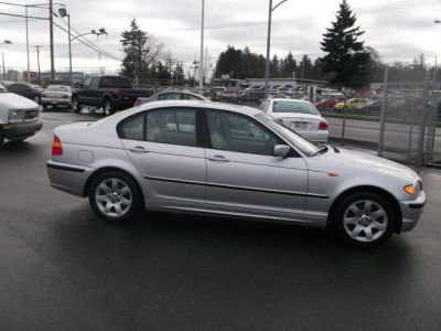 2002 BMW 325 i