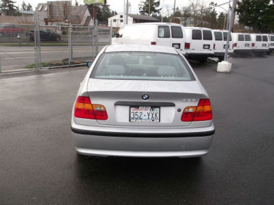 2002 BMW 325 i