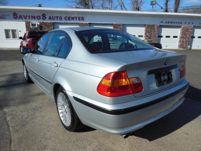 2002 BMW 325 xi