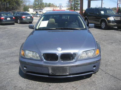 2004 BMW 325 i