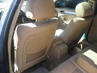2004 BMW 325 i