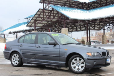 2003 BMW 325  i