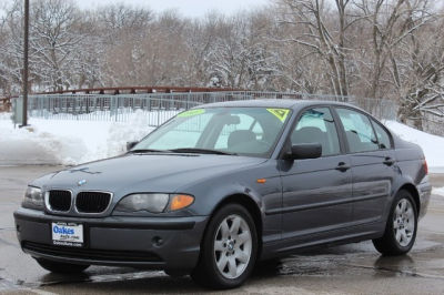 2003 BMW 325  i