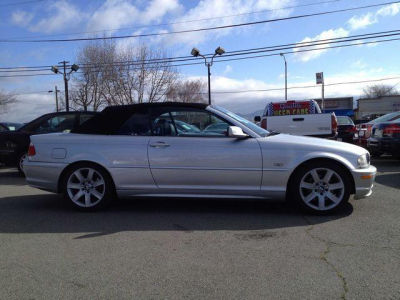 2003 BMW 325  Ci