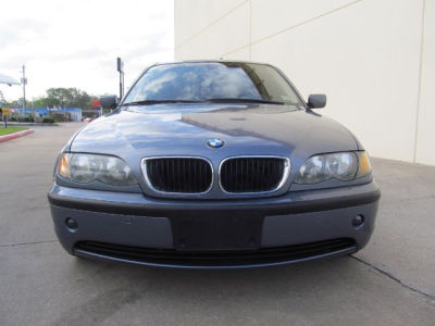 2003 BMW 325 i