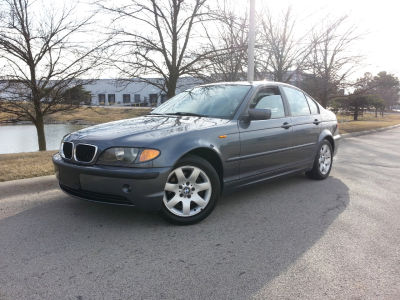 2002 BMW 325 i