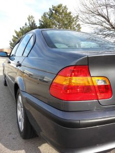 2002 BMW 325 i