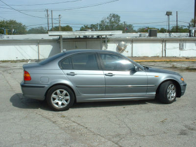 2004 BMW 325 i