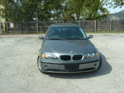 2004 BMW 325 i