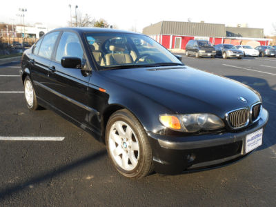2002 BMW 325  i