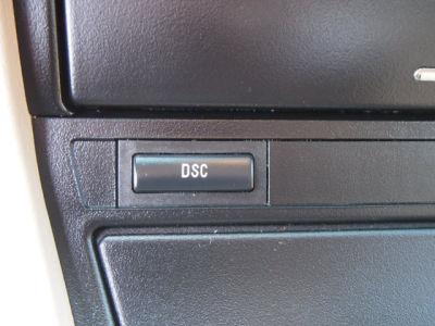 2004 BMW 325  i