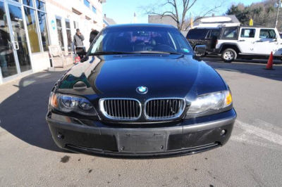 2005 BMW 325  i