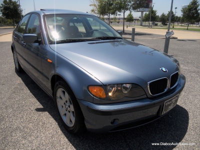 2003 BMW 325  i