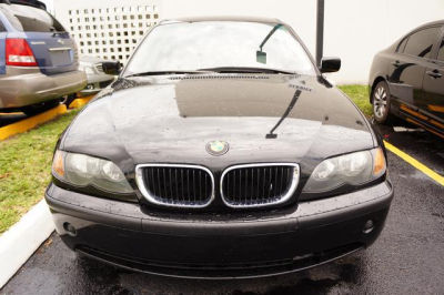 2005 BMW 325  i