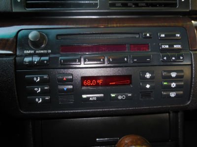 2003 BMW 325 i