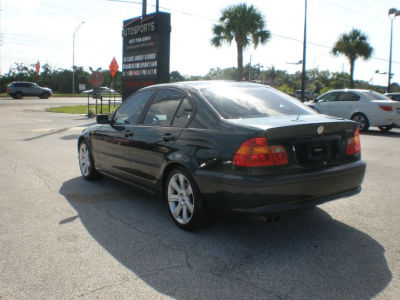 2003 BMW 325 i