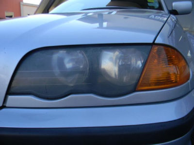 2001 BMW 325  i