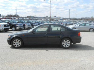 2002 BMW 325 xi