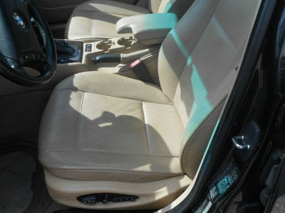 2002 BMW 325 xi