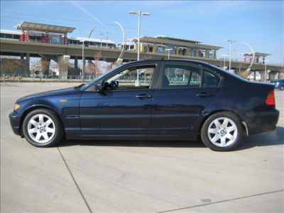 2005 BMW 325 i