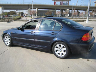 2005 BMW 325 i