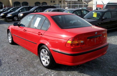 2003 BMW 325 xi