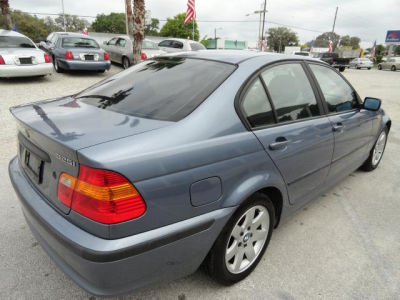 2002 BMW 325 i