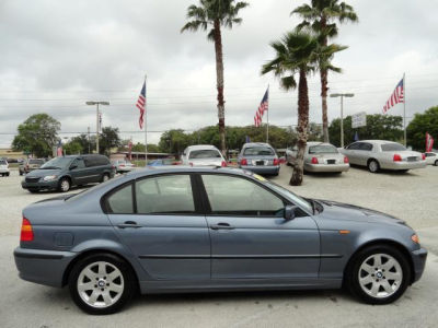 2002 BMW 325 i