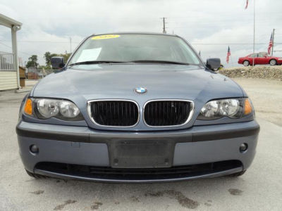 2002 BMW 325 i