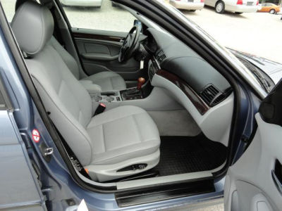 2002 BMW 325 i