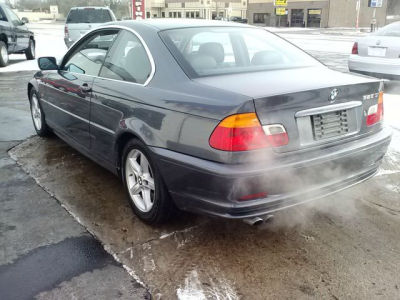 2002 BMW 325  Ci