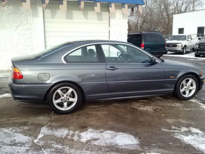 2002 BMW 325  Ci