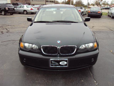 2003 BMW 325 i